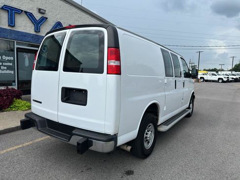 Used 2021 Chevrolet Express 2500 w/ Driver Convenience Package RWD image 5