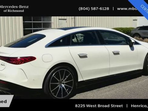 Used 2022 Mercedes-Benz EQS 580 4MATIC Sedan image 2