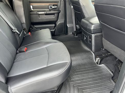 Used 2017 RAM 1500 Laramie AWD/4WD image 21
