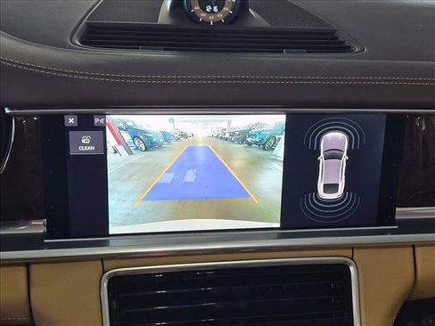 Used 2018 Porsche Panamera 4S AWD/4WD image 15