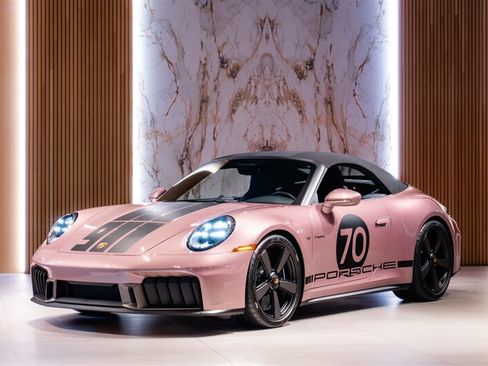 Used 2026 Porsche 911 GTS RWD image 2