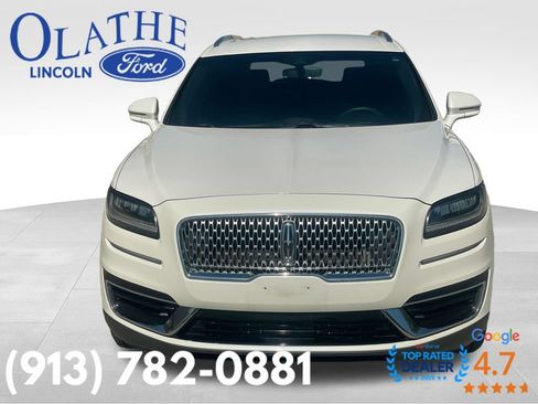 Certified 2019 Lincoln Nautilus Premier AWD/4WD image 8