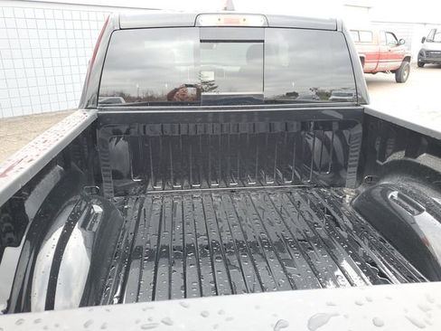 New 2026 RAM 1500 Express AWD/4WD image 18