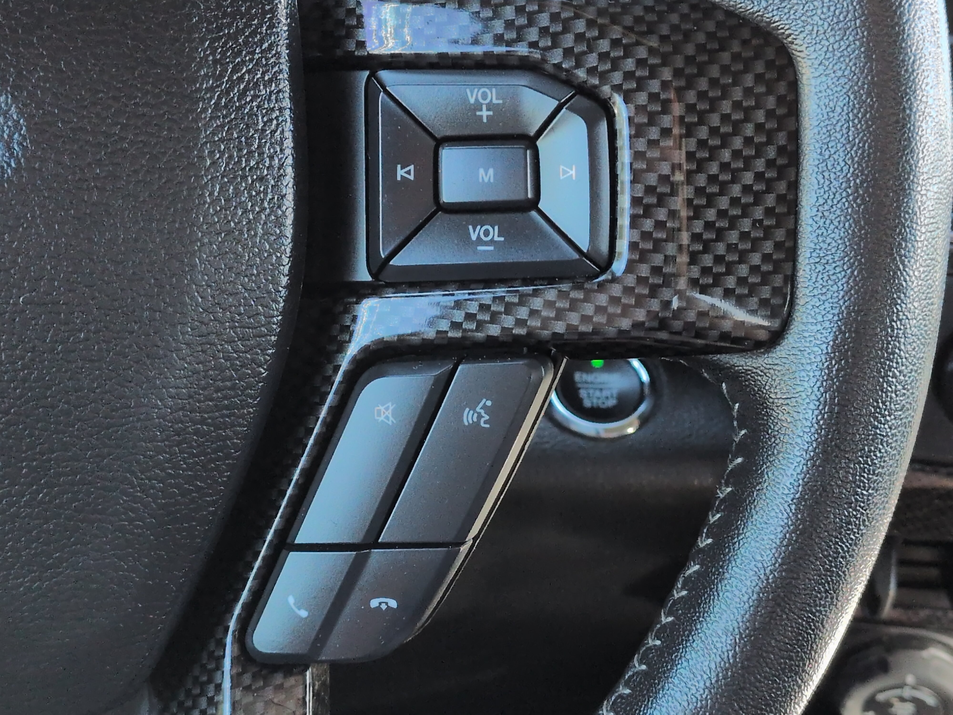 Used 2020 Ford F350 Lariat w/ Lariat Ultimate Package AWD/4WD image 25