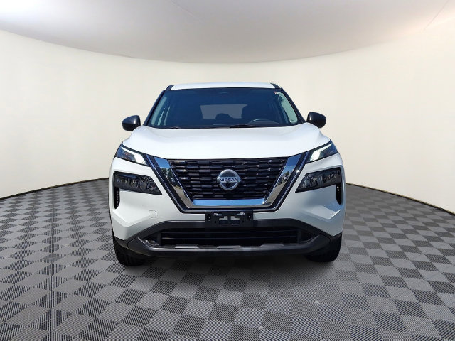 Used 2021 Nissan Rogue S FWD image 2