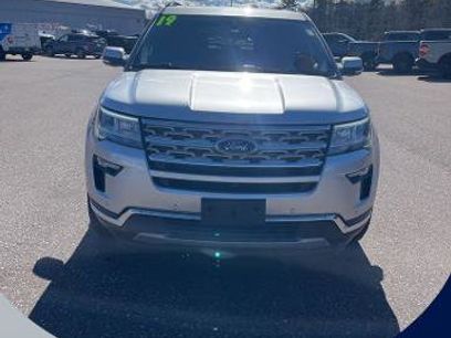 Certified 2019 Ford Explorer Limited w/ Class III Trailer Tow Package