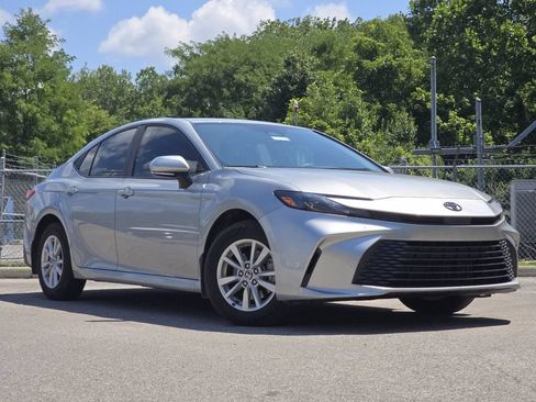 Used 2025 Toyota Camry LE w/ Convenience Package AWD/4WD image 1
