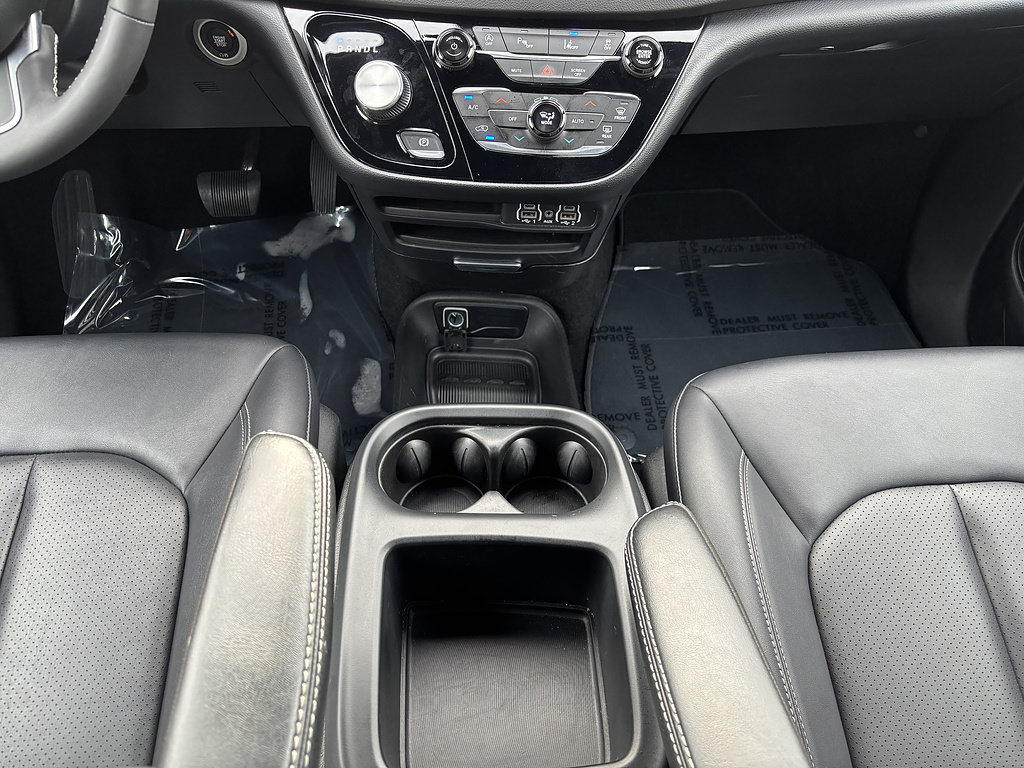 Used 2025 Chrysler Pacifica Select FWD image 20