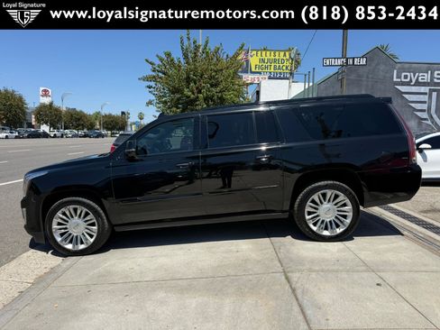 Used 2015 Cadillac Escalade ESV Platinum AWD/4WD image 4