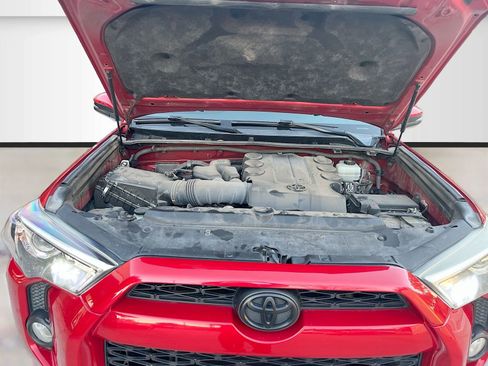 Used 2019 Toyota 4Runner TRD Off-Road Premium image 30