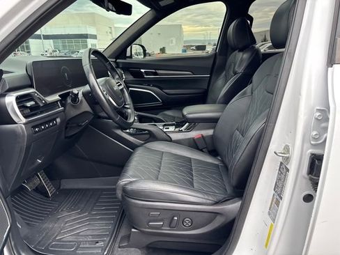 Used 2024 Kia Telluride SX Prestige X-Line image 10