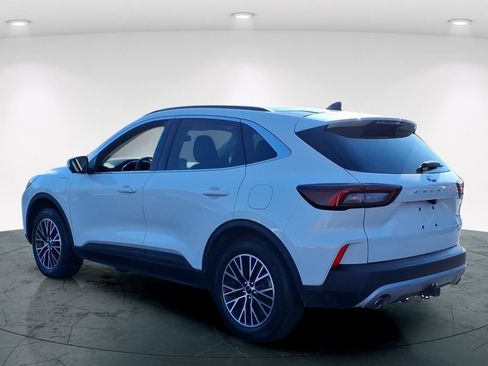 New 2025 Ford Escape SE w/ PHEV Premium Package image 7