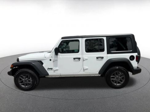 Used 2025 Jeep Wrangler Unlimited Sport AWD/4WD image 9