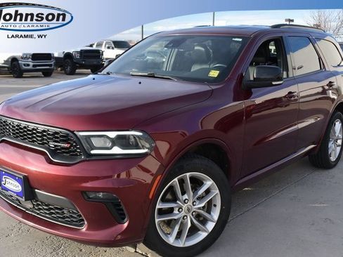 Used 2023 Dodge Durango GT image 1