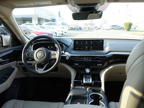 Certified 2024 Acura MDX SH-AWD w/ Technology Package image 16