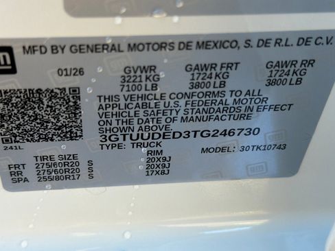 New 2026 GMC Sierra 1500 SLT w/ SLT Premium Package image 22