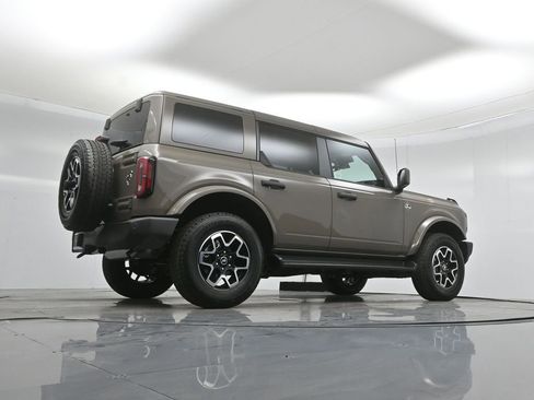 New 2026 Ford Bronco Outer Banks AWD/4WD image 47