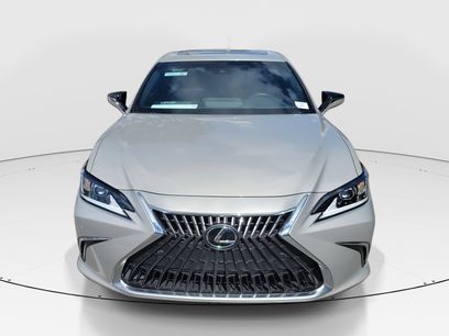 Certified 2023 Lexus ES 350 w/ Premium Package
