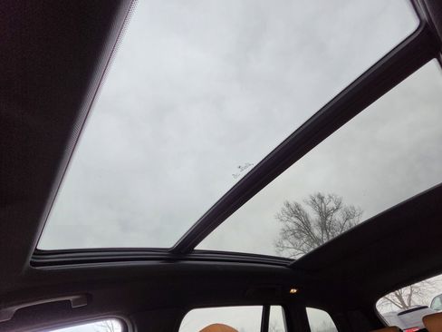 Used 2019 BMW X3 M40i image 2