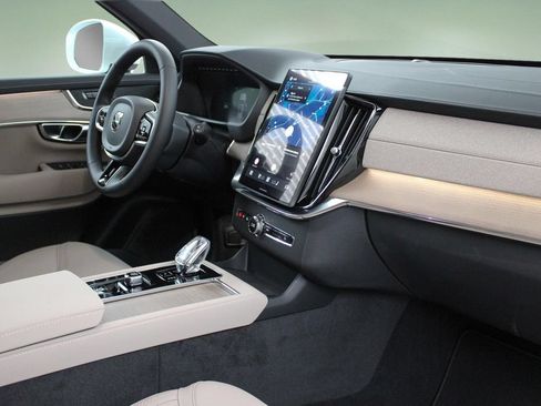 New 2026 Volvo XC90 B5 Core AWD/4WD image 22
