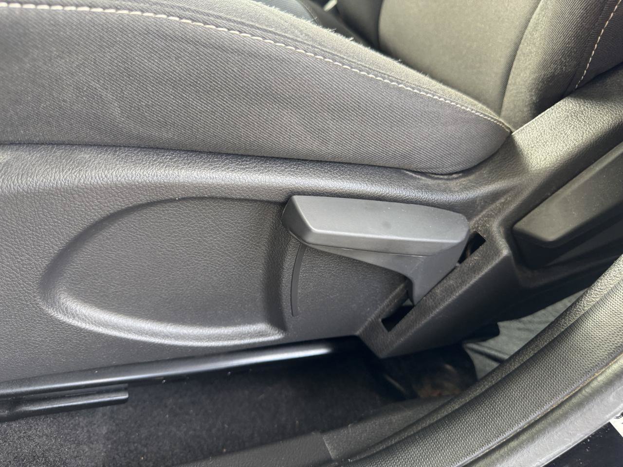 Used 2017 Ford Focus ST FWD image 25