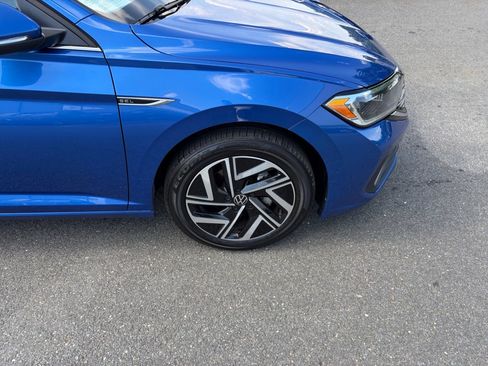 Used 2024 Volkswagen Jetta SEL FWD image 25