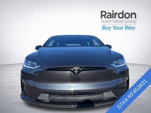 Used 2024 Tesla Model X image 2