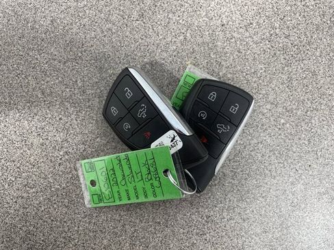 Used 2022 Chevrolet Silverado 1500 LT image 25