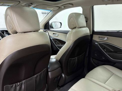 Used 2018 Hyundai Santa Fe Sport w/ 2.4L Tech Package 04 FWD image 26