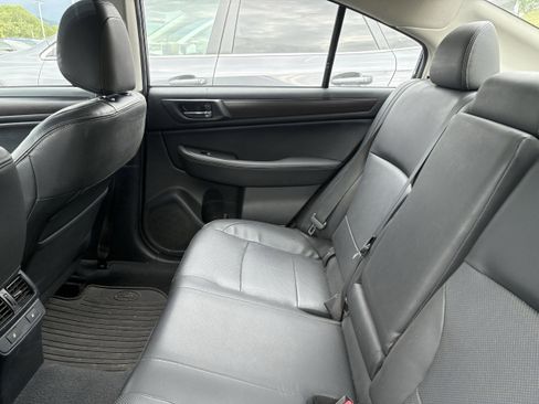 Used 2015 Subaru Legacy 2.5i Limited AWD/4WD image 8