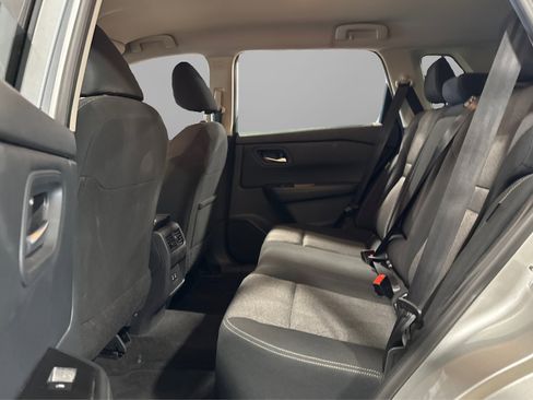 Used 2025 Nissan Rogue SV image 33