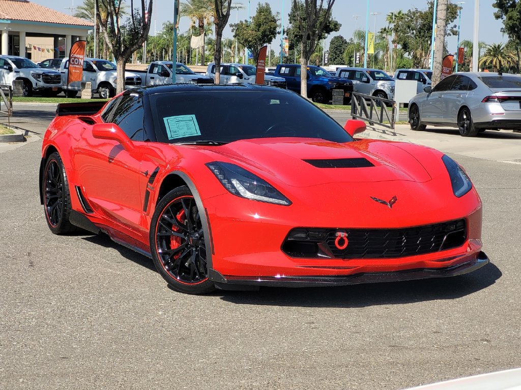 Used 2018 Chevrolet Corvette Grand Sport RWD image 2