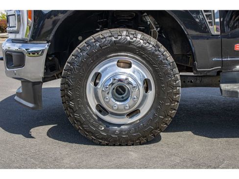 Used 2023 Ford F350 Lariat w/ Tow Technology Package AWD/4WD image 5