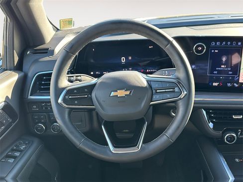 Used 2025 Chevrolet Tahoe Premier image 12