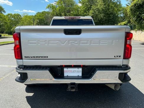 Used 2023 Chevrolet Silverado 3500 LTZ w/ LTZ Texas Edition AWD/4WD image 6