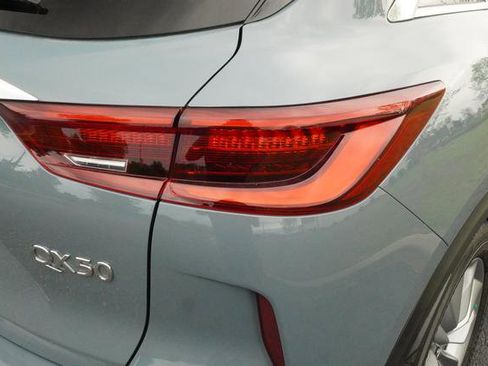 Used 2022 INFINITI QX50 Essential FWD image 36