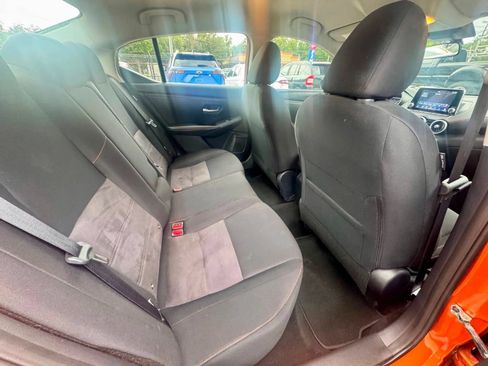 Used 2025 Nissan Sentra SR FWD image 15