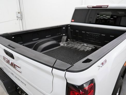 Used 2022 GMC Sierra 2500 SLE w/ X31 Off-Road Package image 37