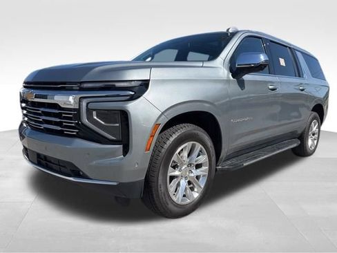 Used 2025 Chevrolet Suburban Premier w/ Sun And Tow Package image 1