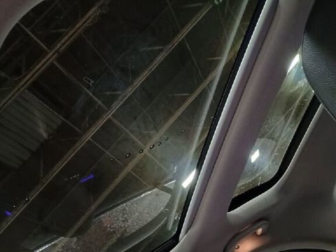 Used 2023 Mercedes-Benz C 300 4MATIC Sedan image 11