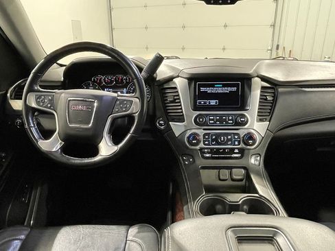 Used 2019 GMC Yukon XL SLT w/ Open Road Package image 34