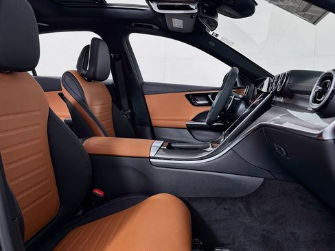 New 2026 Mercedes-Benz C 43 AMG 4MATIC Sedan image 6