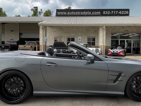 Used 2015 Mercedes-Benz SL 550 image 12