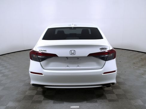 Used 2025 Honda Civic Sport image 8