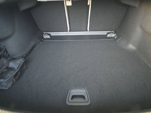 Certified 2025 Mercedes-Benz C 300 Sedan image 15