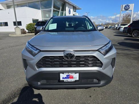 Used 2023 Toyota RAV4 XLE w/ Convenience Package AWD/4WD image 8