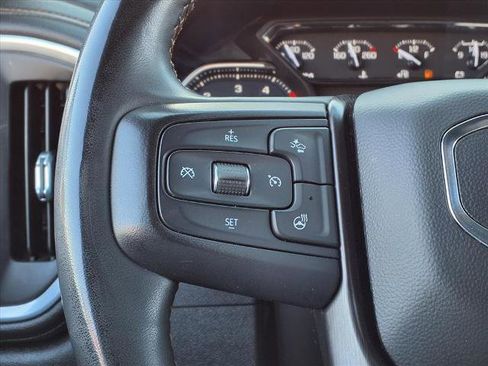 Used 2023 GMC Sierra 2500 AT4 w/ AT4 Preferred Package image 11