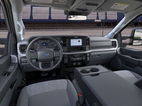 New 2026 Ford F350 XLT AWD/4WD image 10