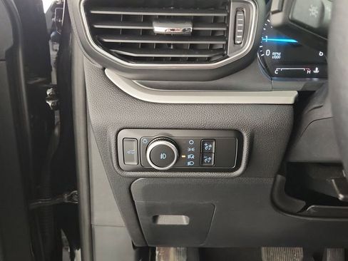 Certified 2024 Ford Explorer XLT w/ Equipment Group 202A AWD/4WD image 23