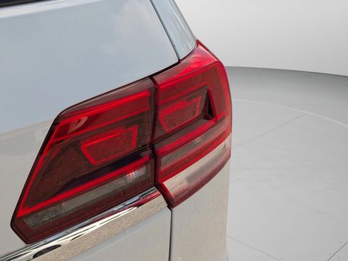 Used 2019 Volkswagen Atlas S FWD image 36